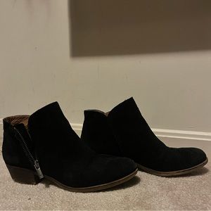 Ankle boots by Lucky